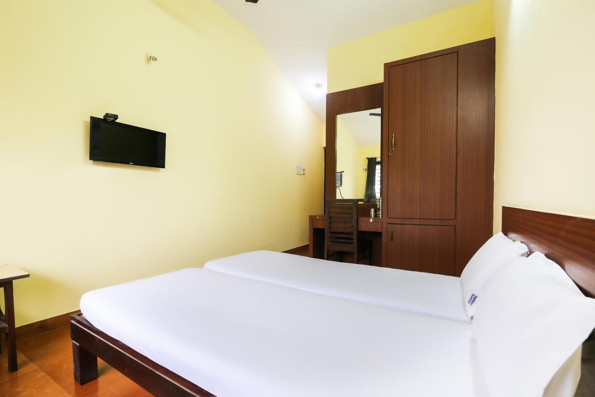 Hotel O Raviraj Classic Cana Exterior photo